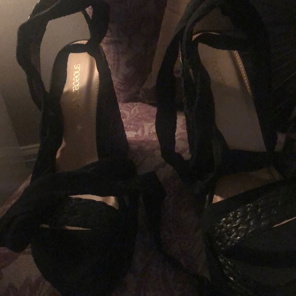 My fav shoe dazzle wedges